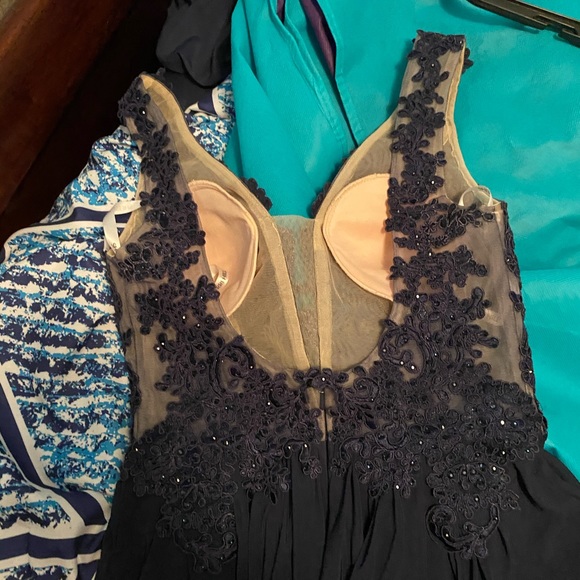 Homecoming dress - Picture 2 of 3